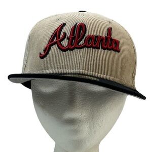 New Era Atlanta Braves Corduroy Classic 59FIFTY Fitted Size 7/55.8cm White Beige